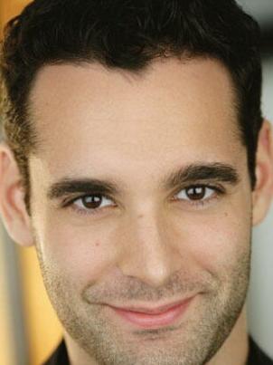 Джонатан Равив