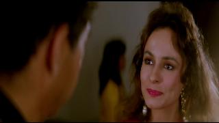 Между двух огней