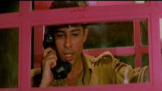 Между двух огней