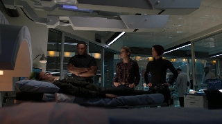 Супергёрл - 3 сезон - 15 серия