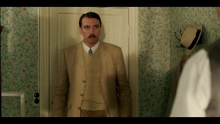 Приморский отель - 2 сезон - 1 серия